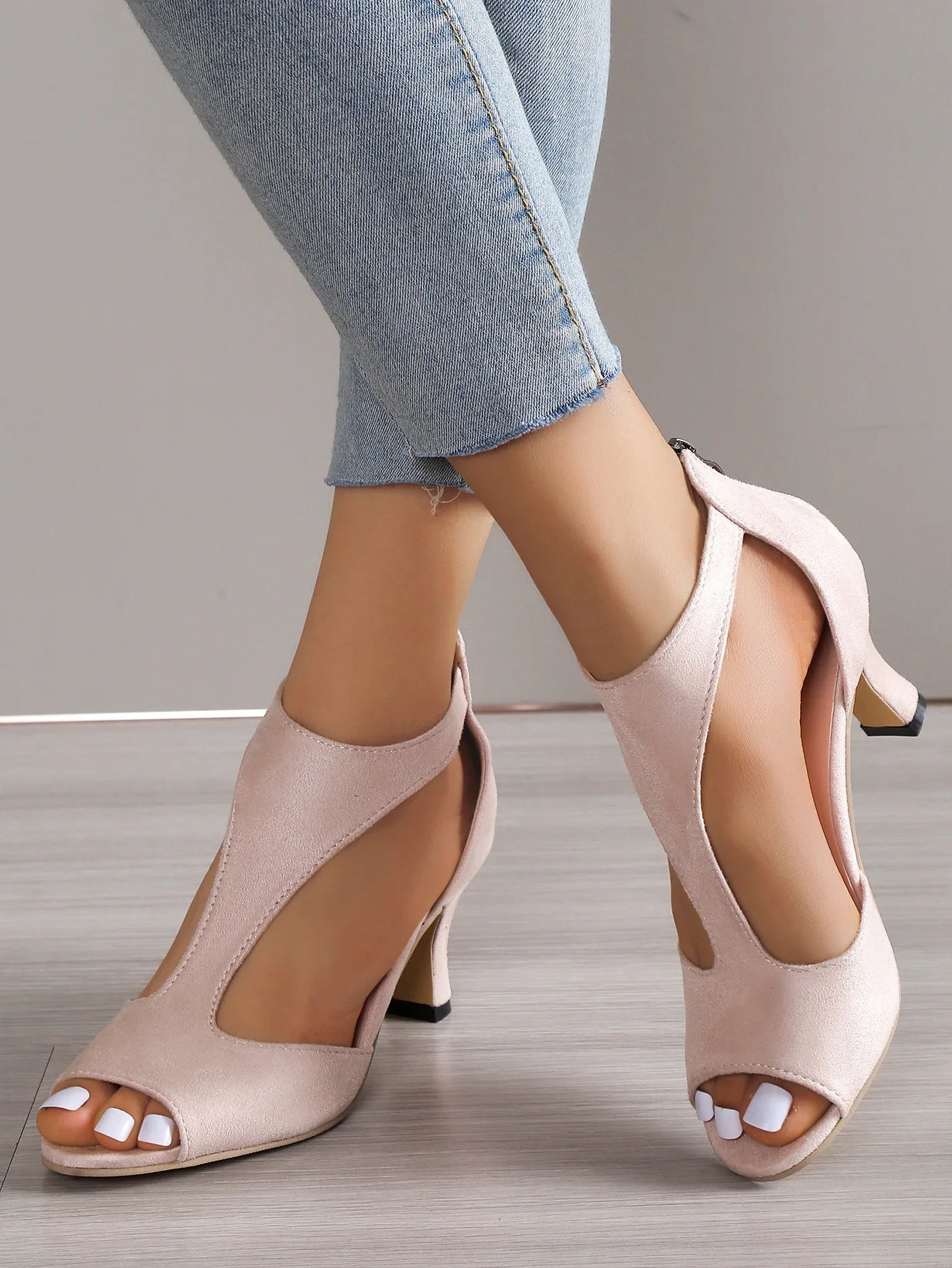 Women's Latin dance shoes high heels 6cm wedding party ballroom dance rubber sole sexy sandals 2024 large size side hollow