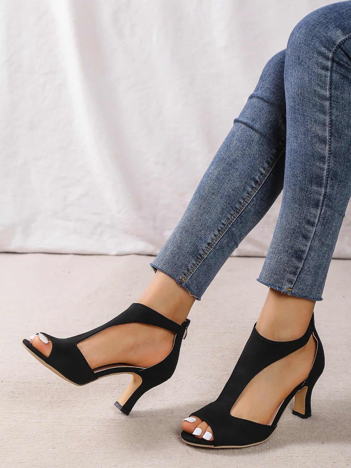 Women's Latin dance shoes high heels 6cm wedding party ballroom dance rubber sole sexy sandals 2024 large size side hollow