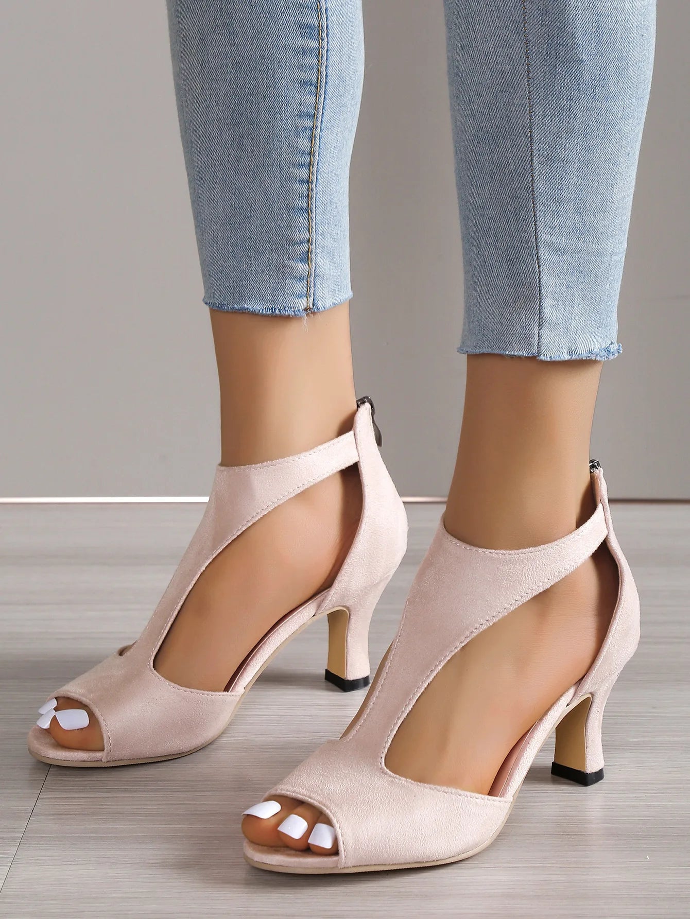 Women's Latin dance shoes high heels 6cm wedding party ballroom dance rubber sole sexy sandals 2024 large size side hollow