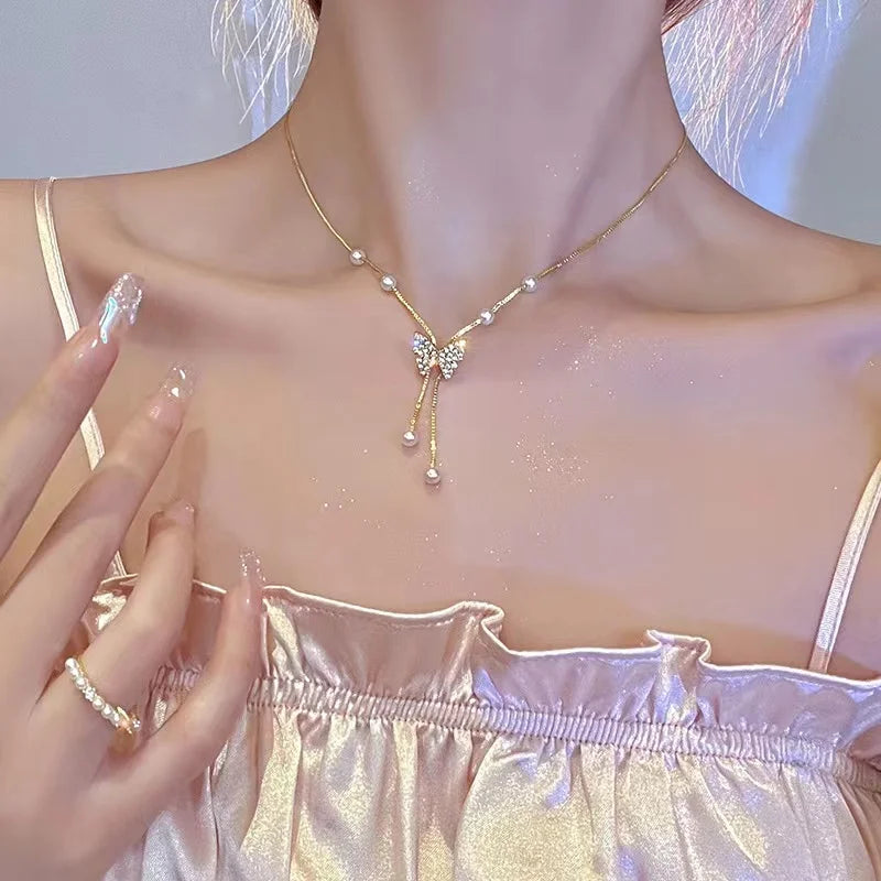clavicle necklace
