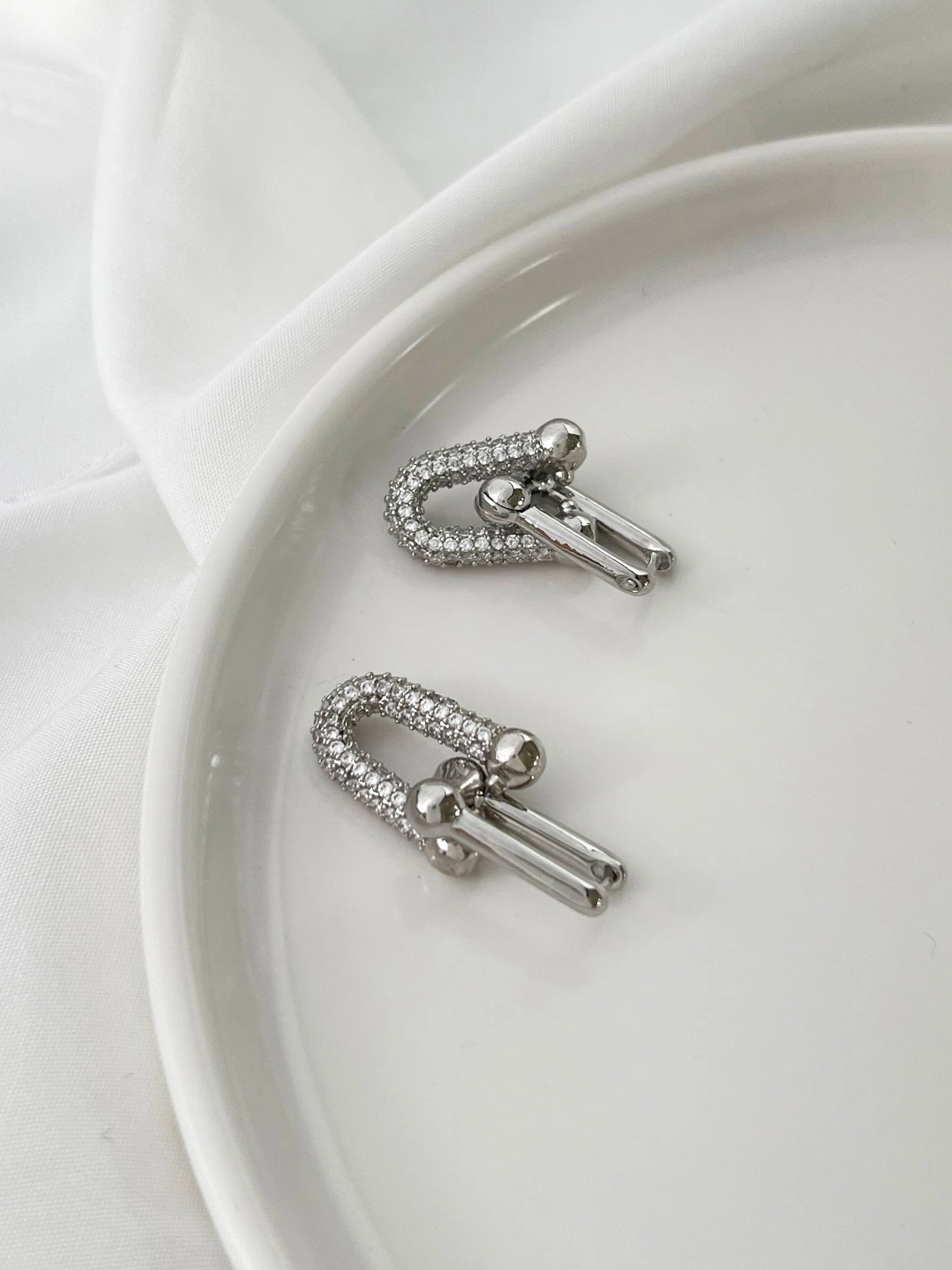 u shaped hoop earrings