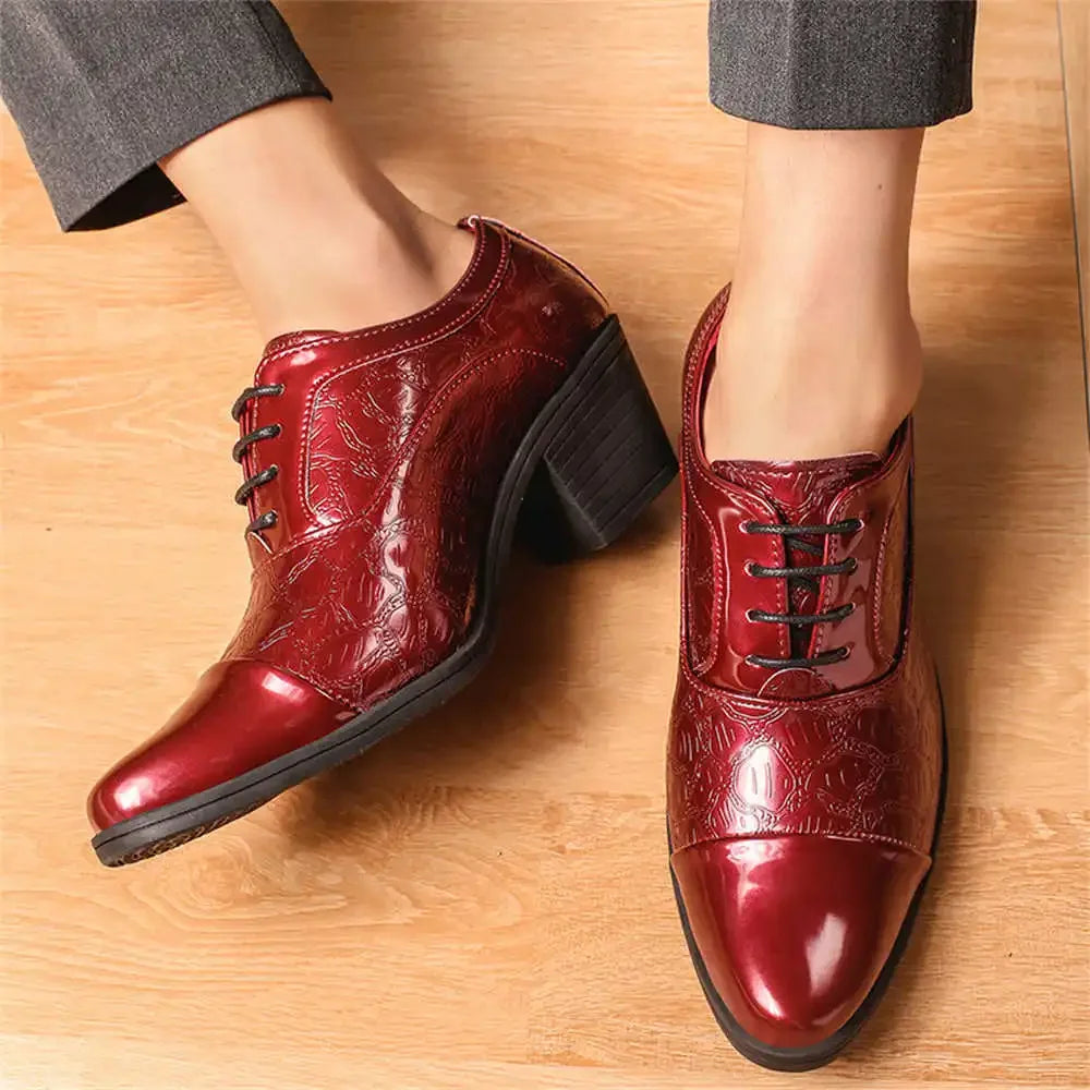 Semi-formal Size 45 Men's Dress Sneakers 2024 Male Purple Party Shoes Sports Real Life Designers Sport Casuals Racing Lofer