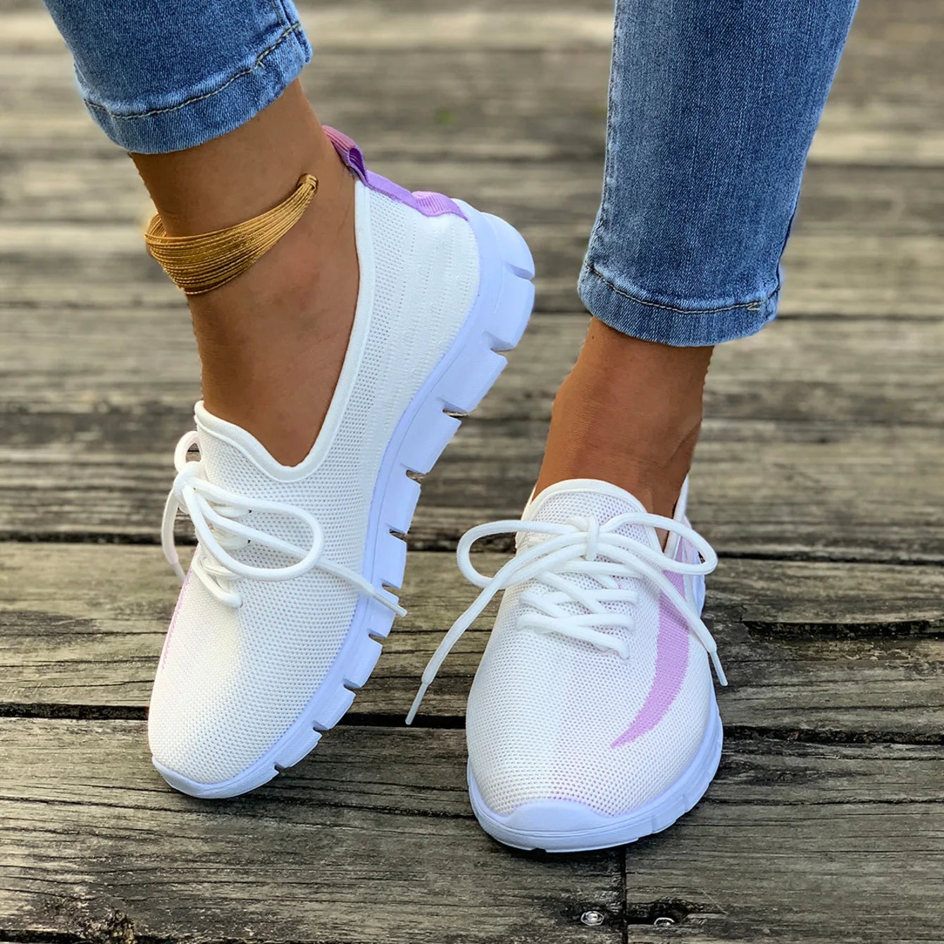 Women Casual Shoes New Fashion Comfortable Breathable Mesh Sneakers Women Lightweight Slip on Couples Casual Shoes for Women