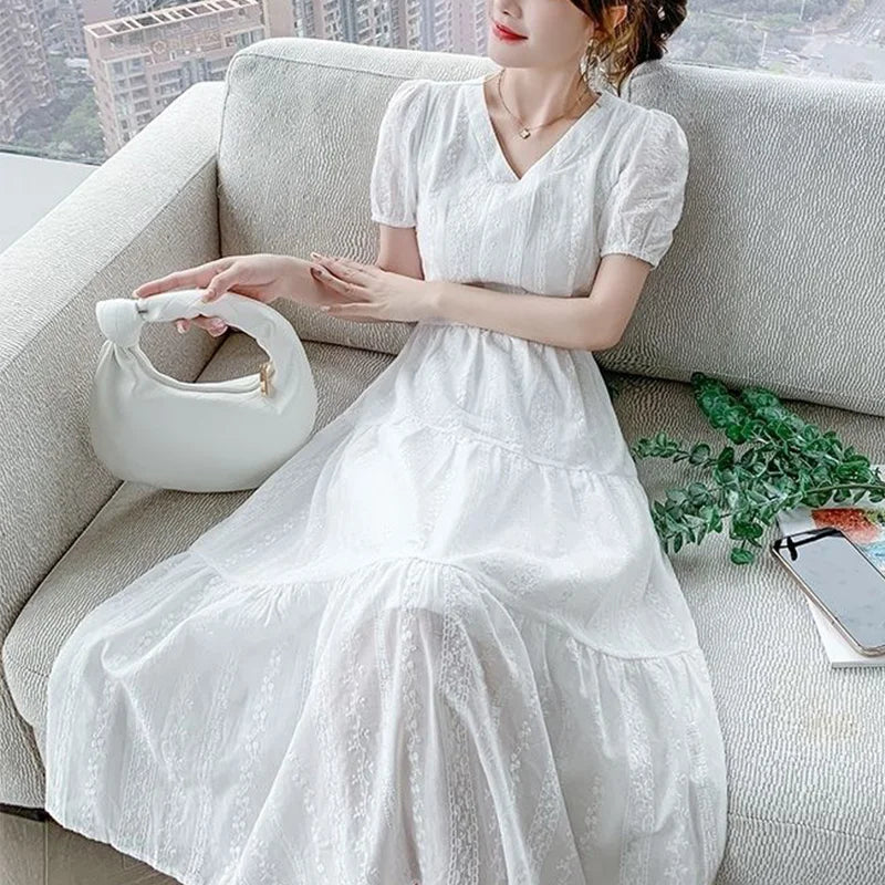 Summer New Pure Cotton V-neck Embroidery Elegant Fashion White Dresses Ladies Short Sleeve Waist Sweet Robe Dress Female Vestido