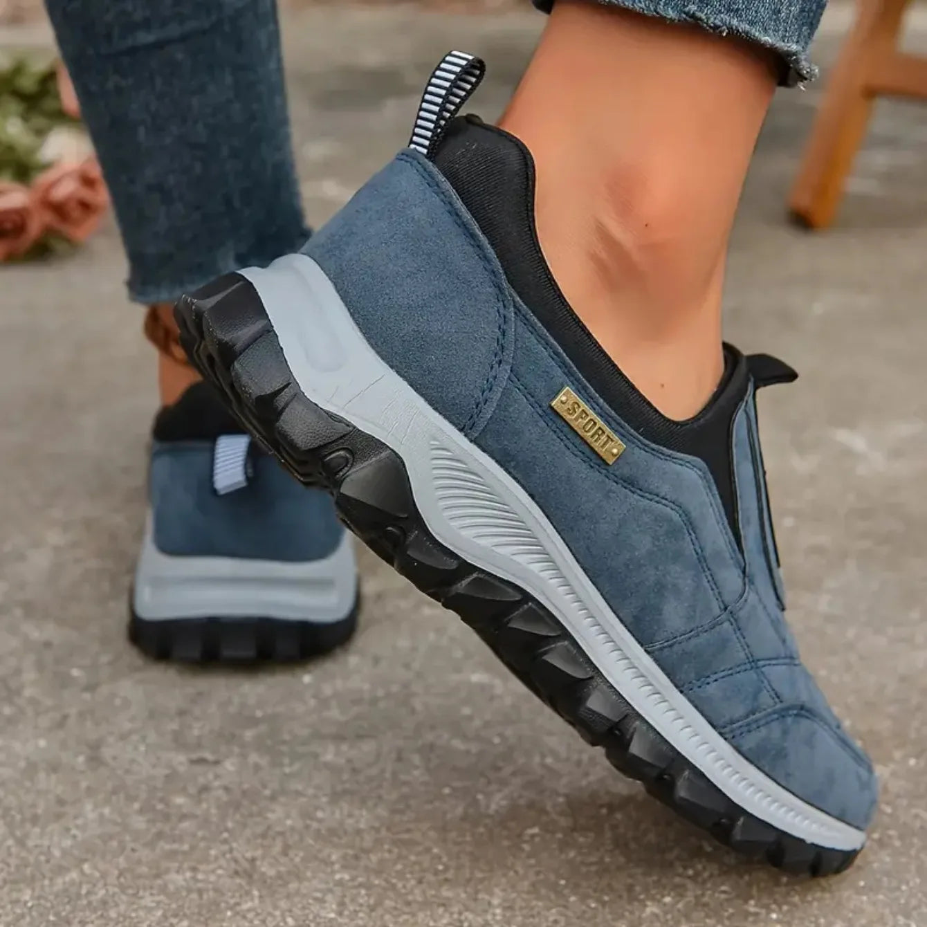 Women Casual Shoes Breathable Orthopedic Travel Sports Shoes Flat Slip on For Outdoor Activity Hiking Walking Casual Sneakers