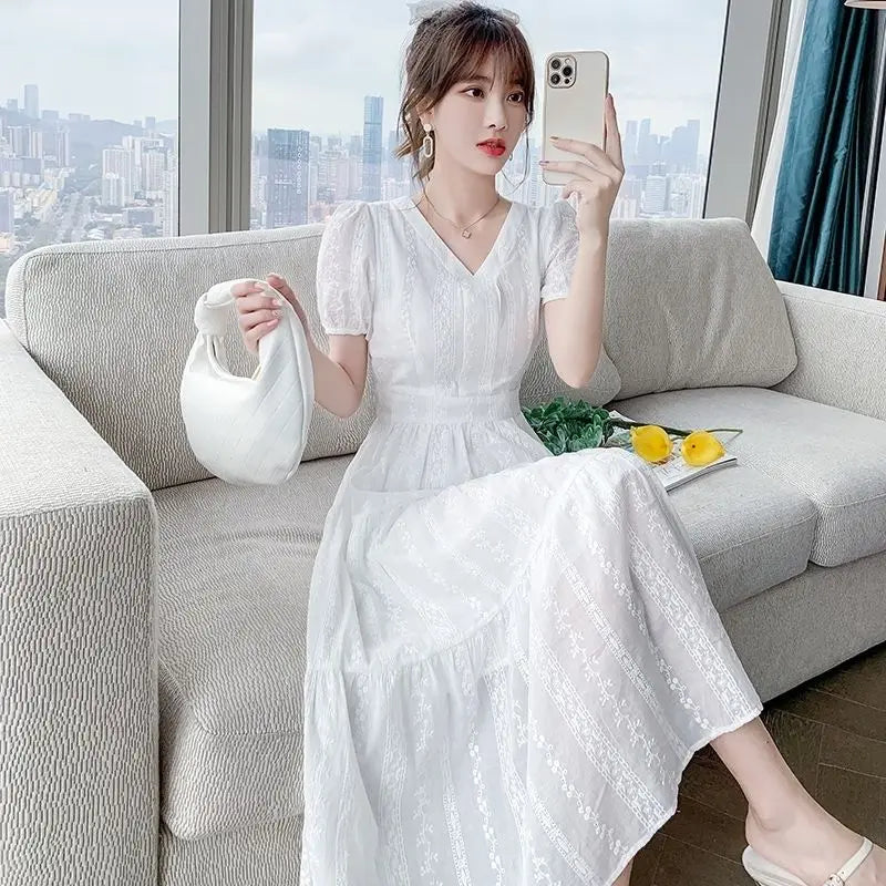 Summer New Pure Cotton V-neck Embroidery Elegant Fashion White Dresses Ladies Short Sleeve Waist Sweet Robe Dress Female Vestido