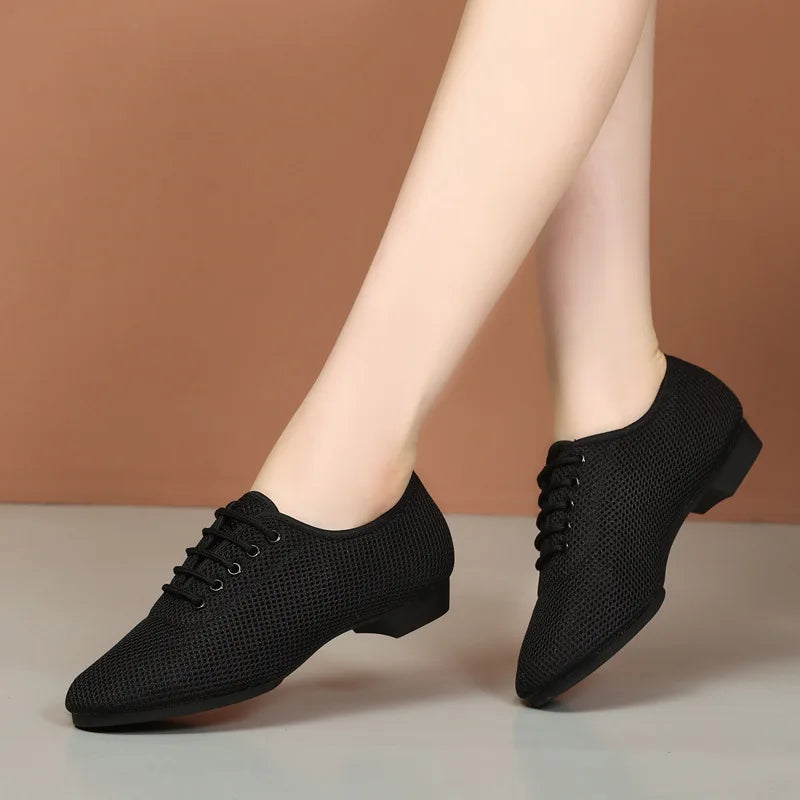 2024 New Modern Dance Shoes Women Ballroom Dancing Soft Rubber Sole Low Heels Jazz Latin Shoes Tango Dance Sneakers