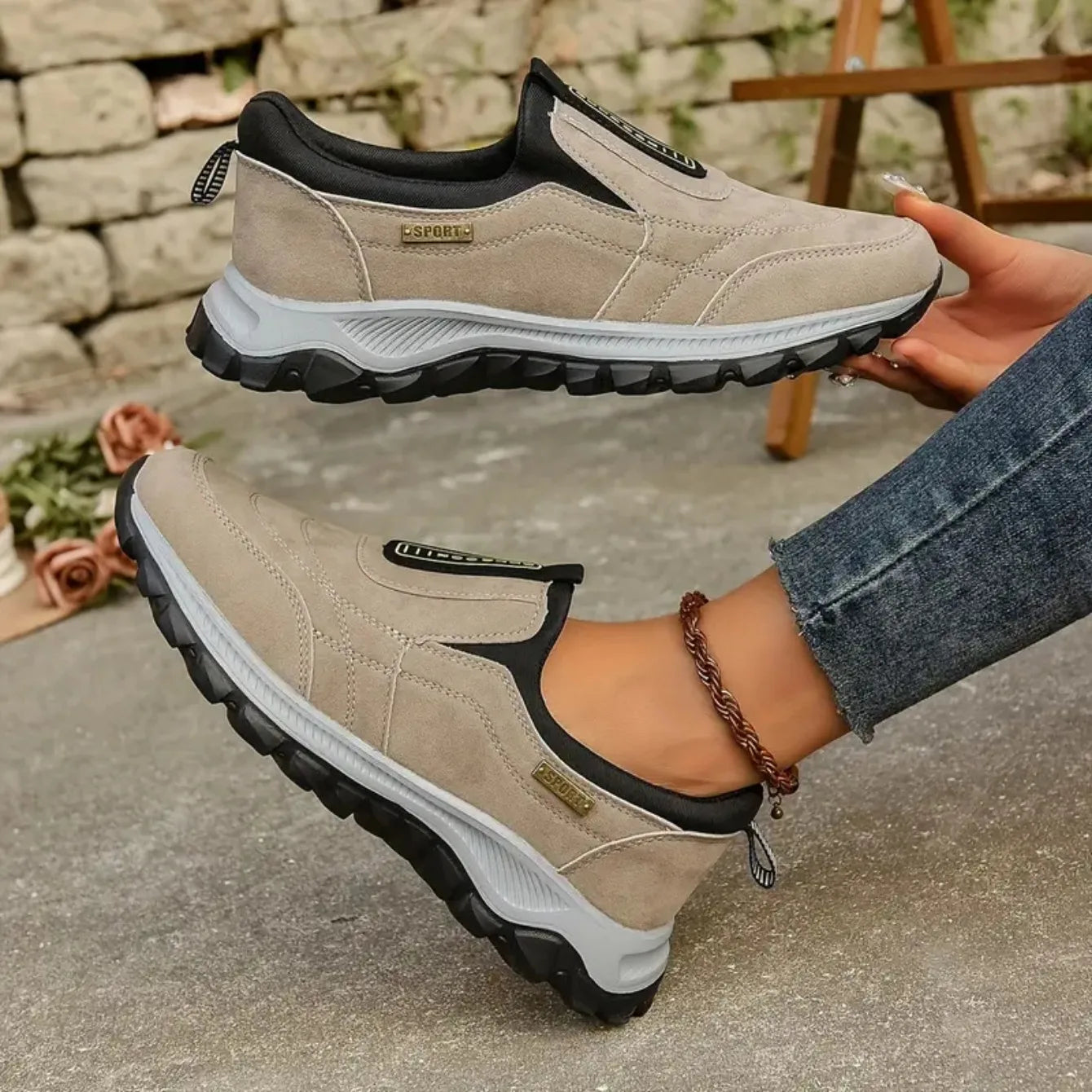 2024 New Casual Shoes Women Fashion Sneakers for Women Comfortable Outdoor Slip on Casual Walking Shoes Women Zapatos De Mujer