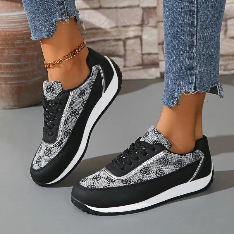 2024 New Fashion Women Luxury Casual Shoes Slip-On Trend Shoes Outdoor Comfortable Soft Walking Sneakers Women Shoes for Women