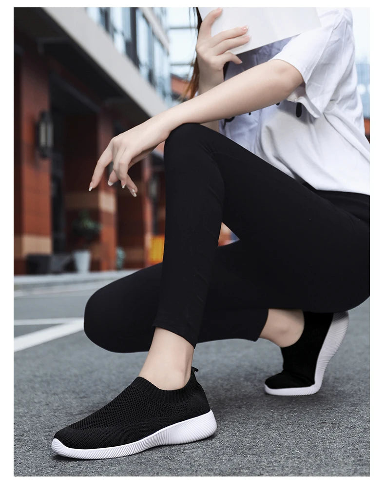 Women's Walking Shoes Wide Toe Box Knitted Slip-on Shoes for Women Comfortable and Soft Casual Work Loafer Shoes