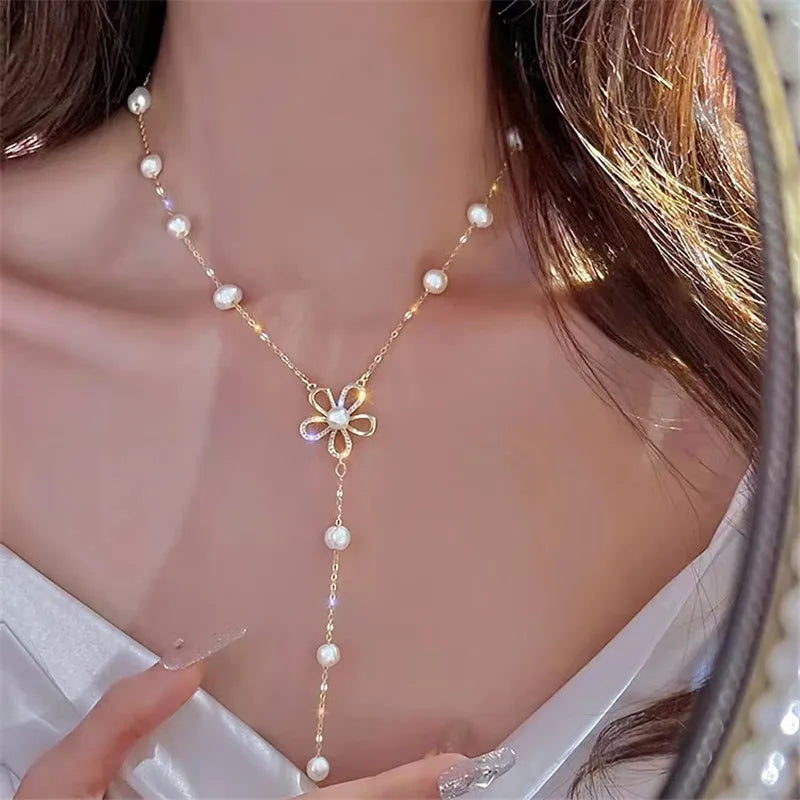 French Short Clavicle Chain New Flower Fairy Light Luxury Minority Design Temperament Pearl Tassel NecklaceTrendy Girl Gifts