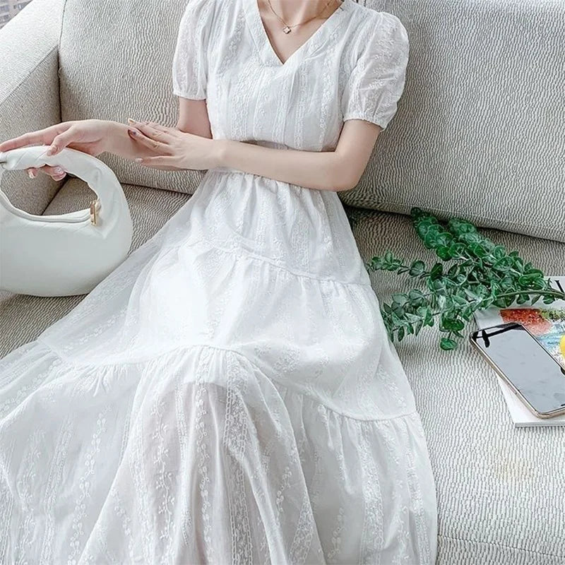 Summer New Pure Cotton V-neck Embroidery Elegant Fashion White Dresses Ladies Short Sleeve Waist Sweet Robe Dress Female Vestido