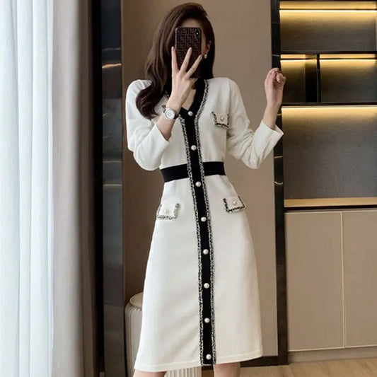 2023 Autumn And Winter New Temperament Celebrity Xiaoxiangfeng Knitted Dress Women's V-Neck Waistband Goddess Style One Step