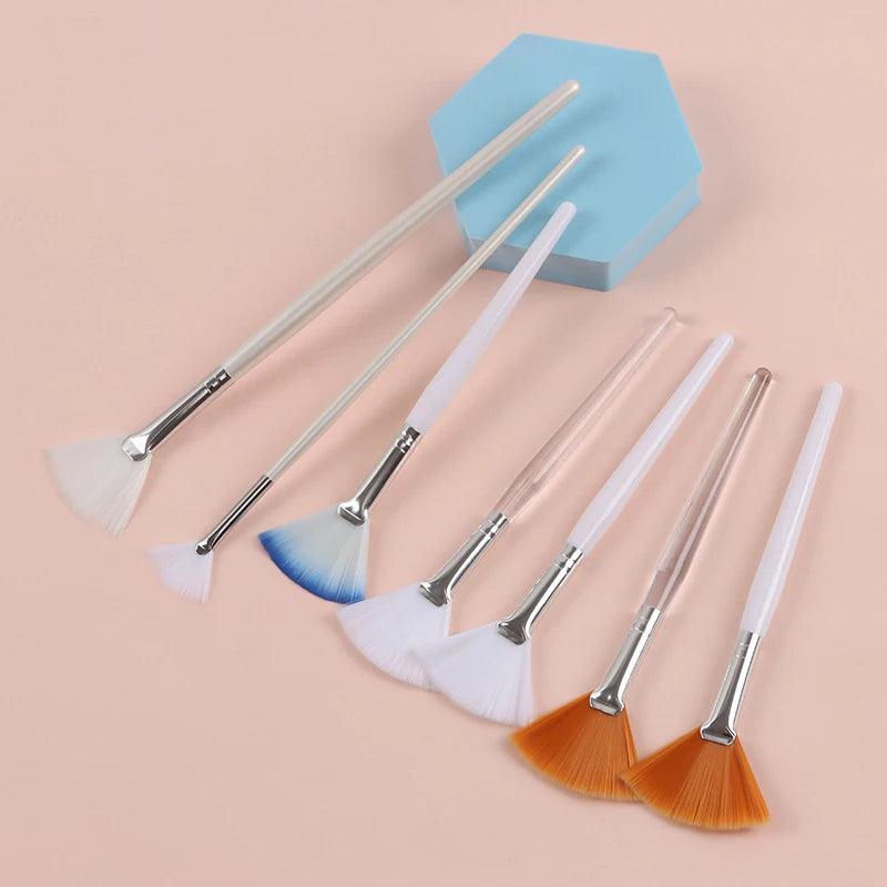 facial fan brush